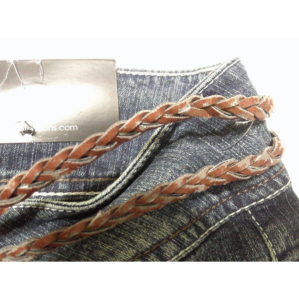 Cato Classic Blue Denim Jeans Capris Women's 18 Light Wash Cuffed With Belt NWT - Picture 5 of 13